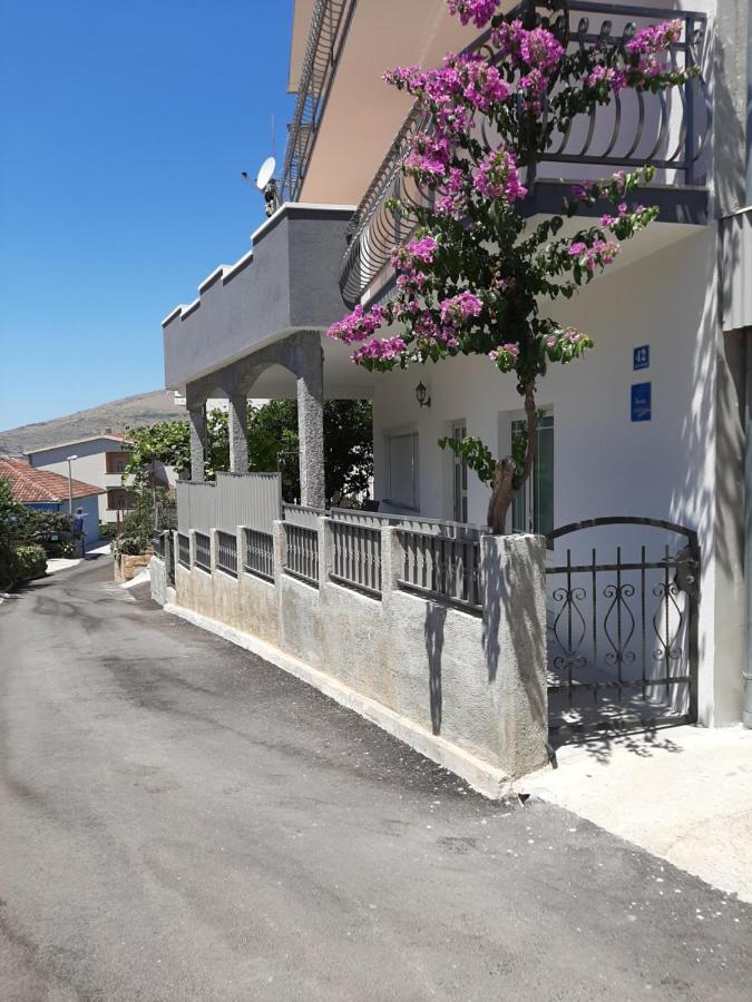 Apartment Luna Trogir Eksteriør bilde