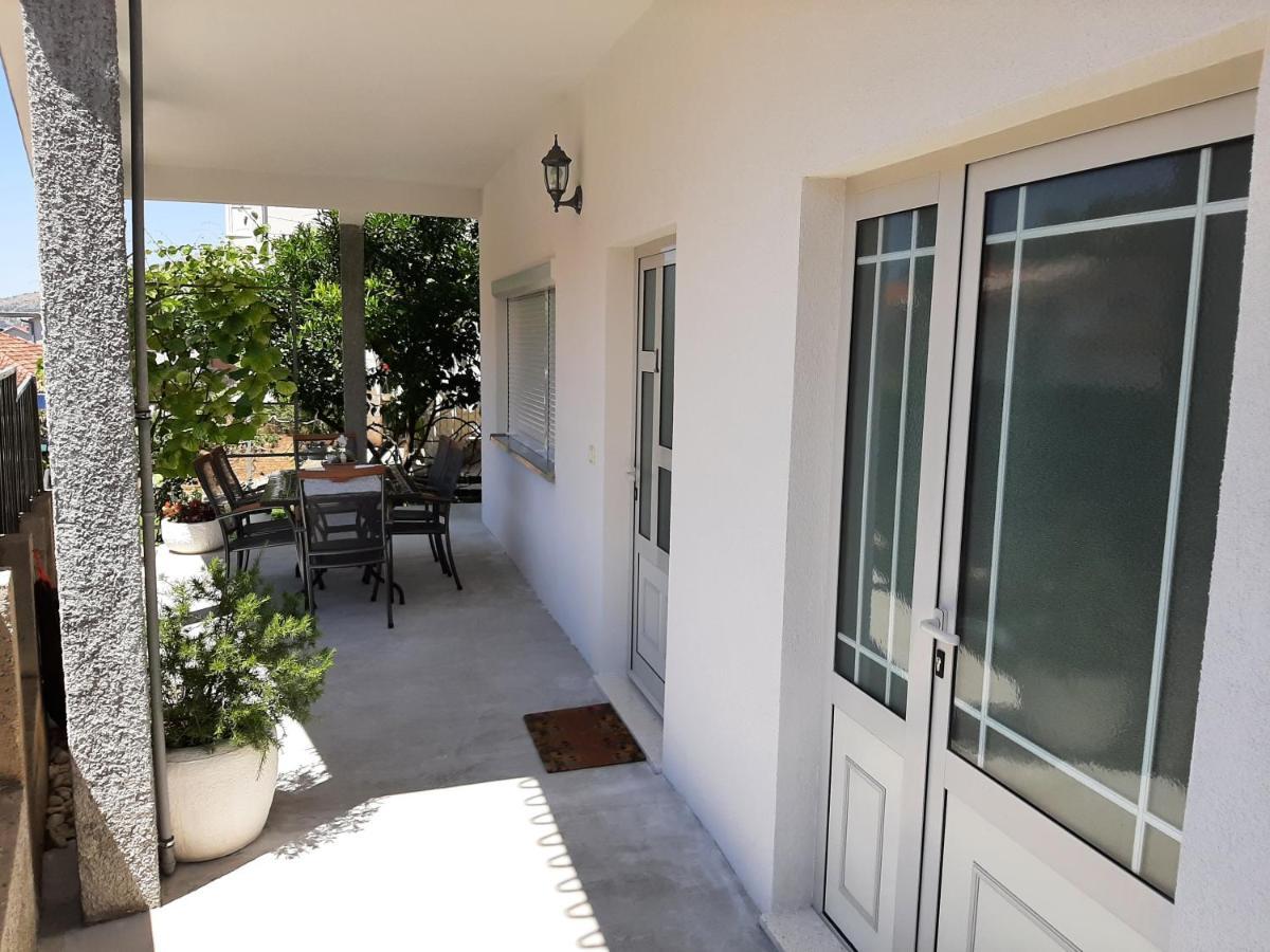 Apartment Luna Trogir Eksteriør bilde